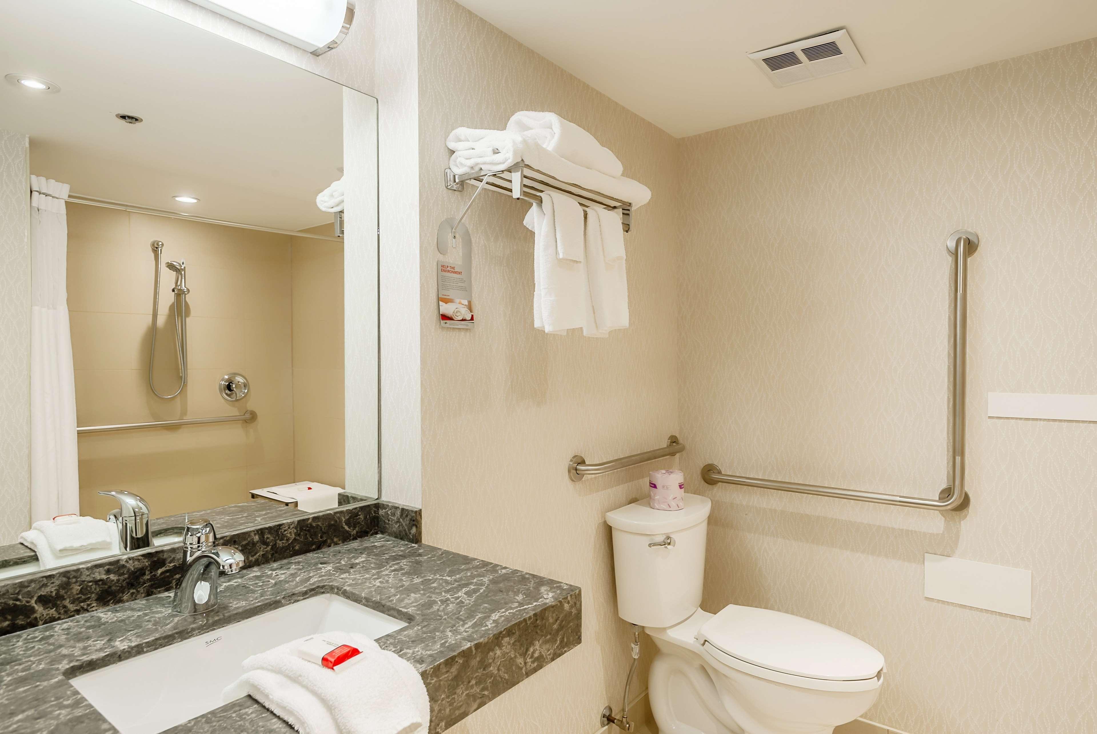 Ramada By Wyndham By The River 3* Niagara Falls