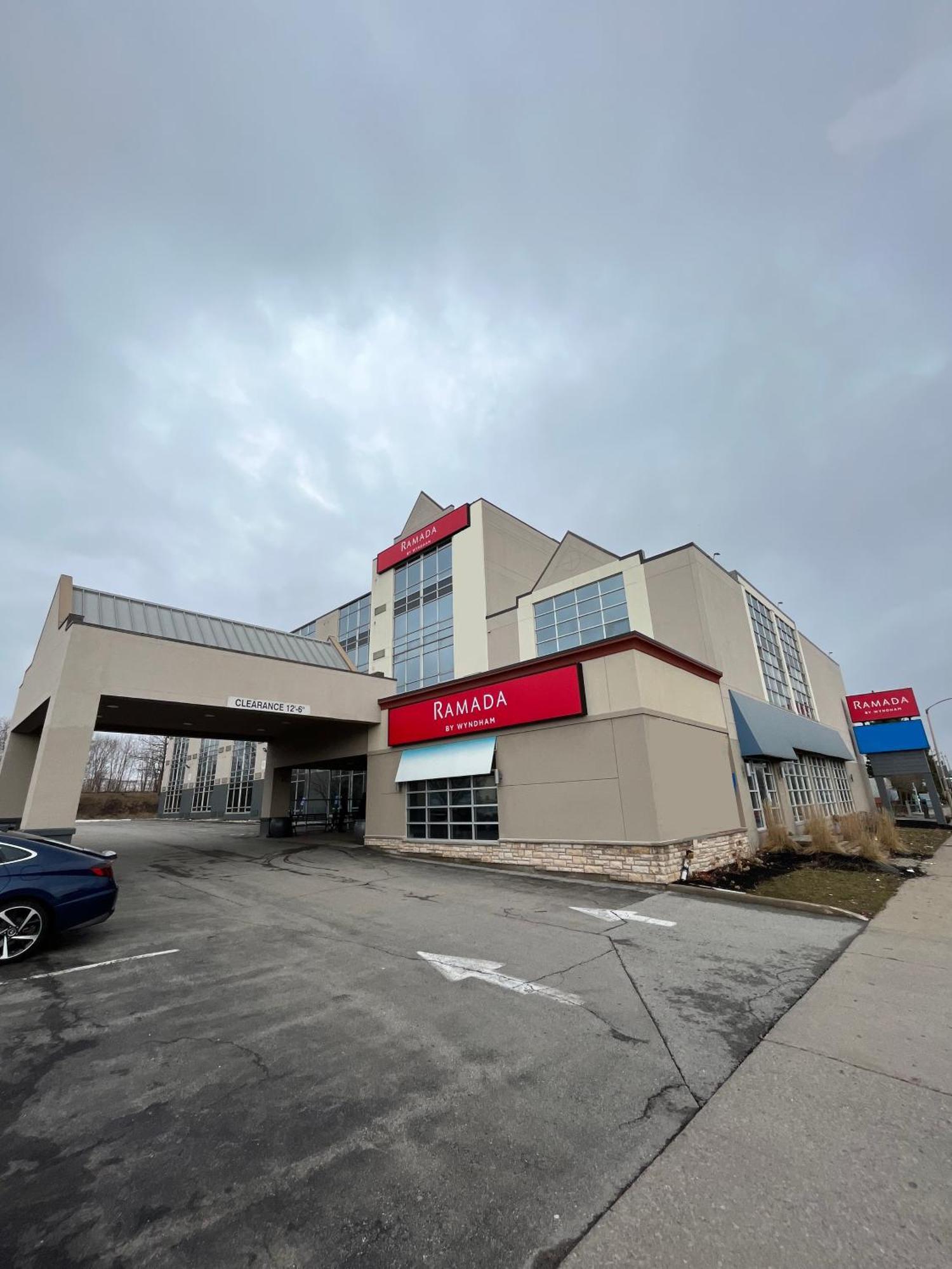 Ramada By Wyndham By The River Hotel Niagara Falls