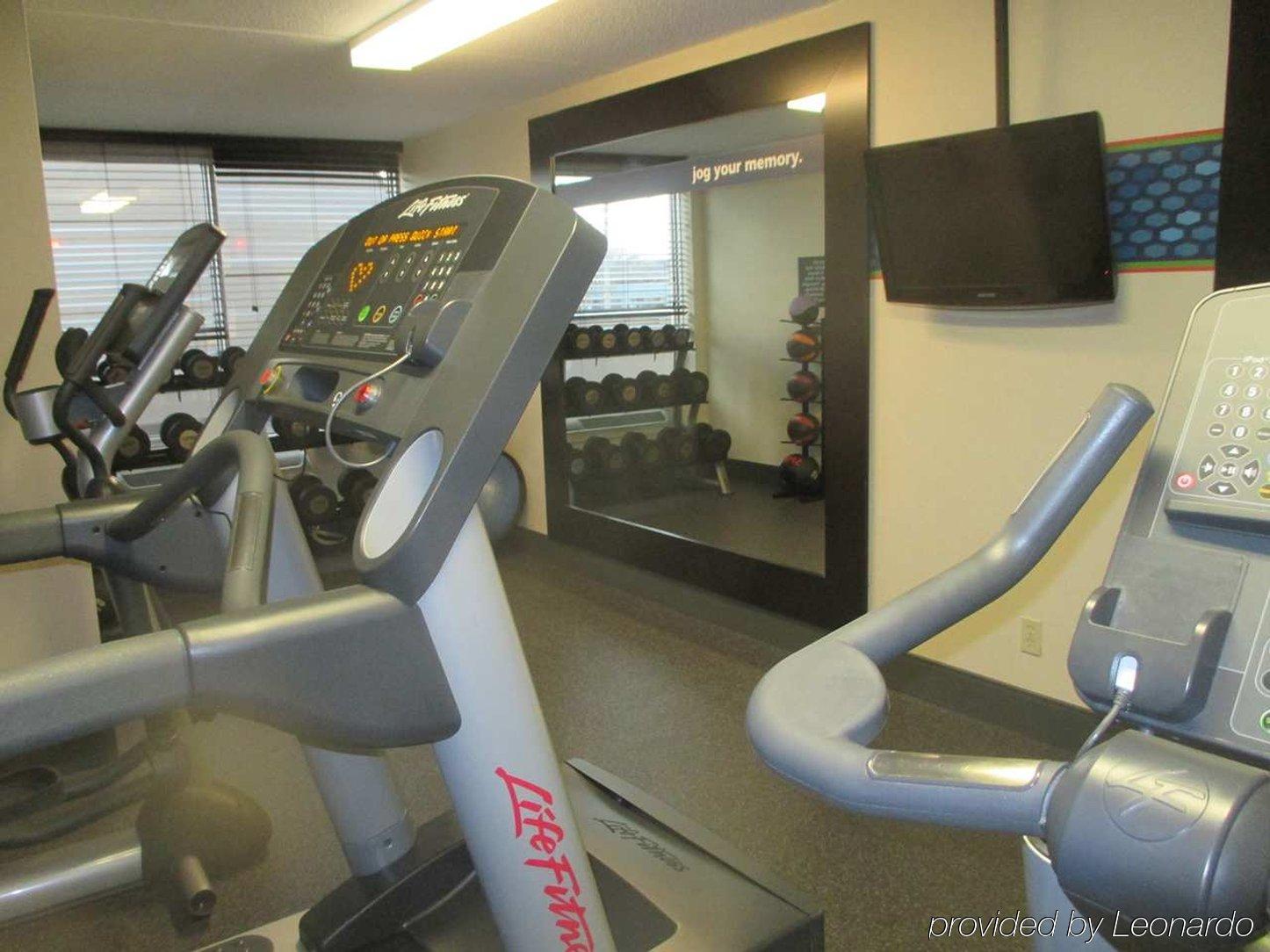 Ramada By Wyndham By The River Hotel 3*