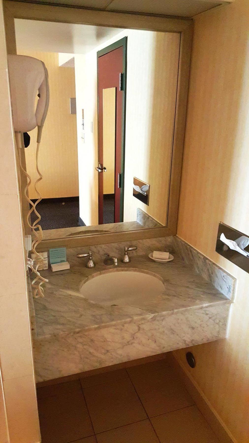 Ramada By Wyndham By The River 3*